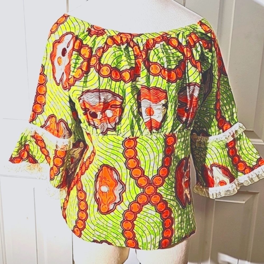 Babydoll Empire Waist. YEK. GREEN HAND MADE BLOUSE. MED